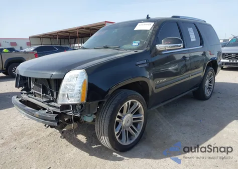 2012 Cadillac Escalade Premium z USA, uszkodzony, nr VIN 1GYS3CEF3CR245206